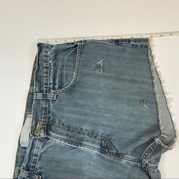 Levi’s 559 Custom Distressed Cut Off Shorts Sz XL - Picture 3 of 10